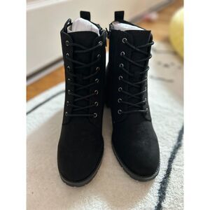 Market & Spruce Block Heel Suede Lace-up Boots Sz 8